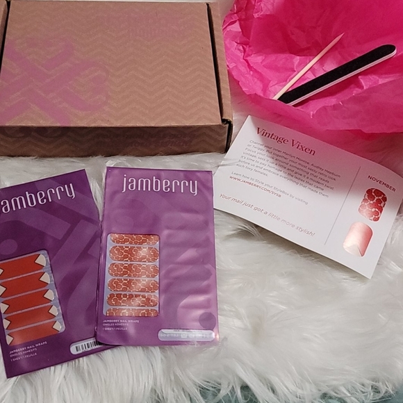 Jamberry Stylebox November 2014 Vintage Vixen new - Picture 1 of 4